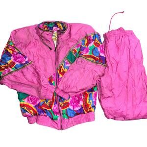 Vintage Kuma Sport women’s pink floral windbreaker jacket and pants set (large)
